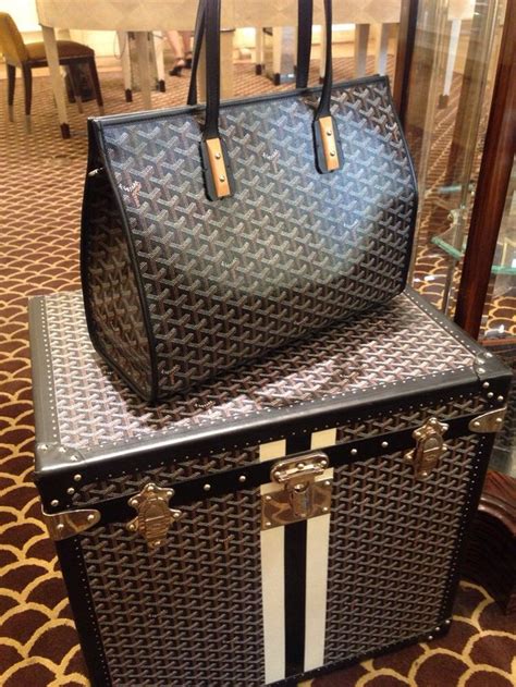 goyard bergdorf|bergdorf goodman goyard bags.